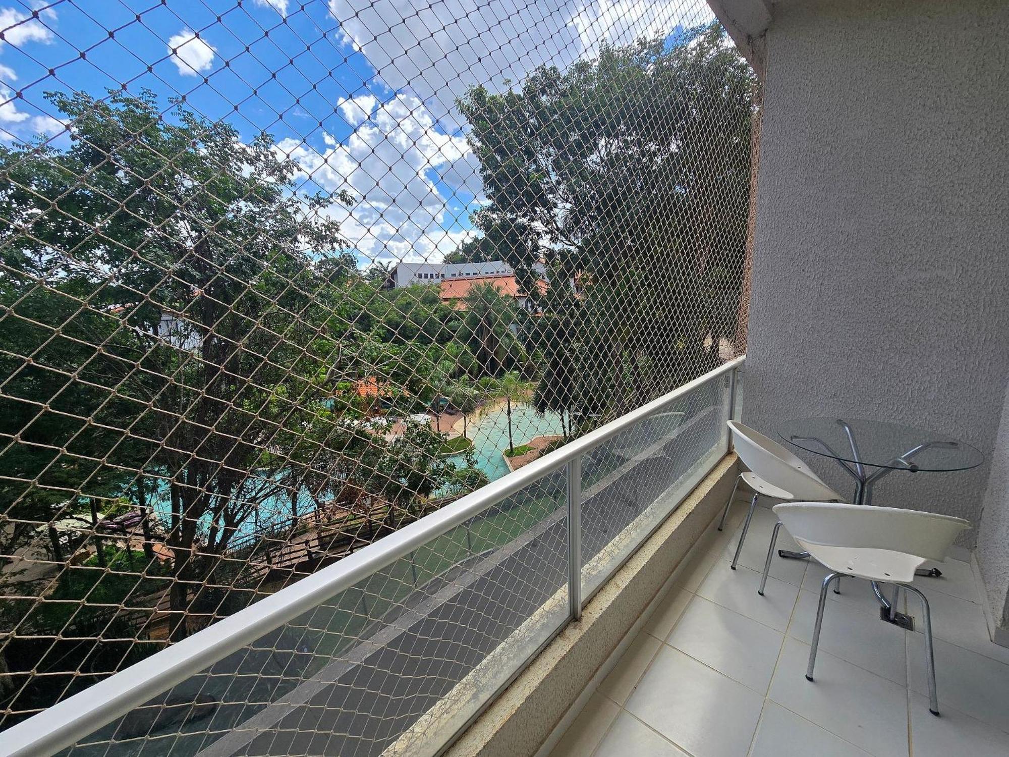 Apto Com 3 Suites, Linda Vista E Otima Area De Lazer - Ate 10 Pessoas Rio Quente Exterior foto